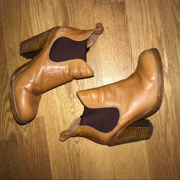 Cognac Seychelles Booties - Picture 1 of 4